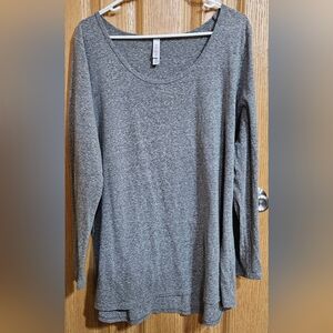 LuLaRoe Lynnae Long Sleeve Tee
